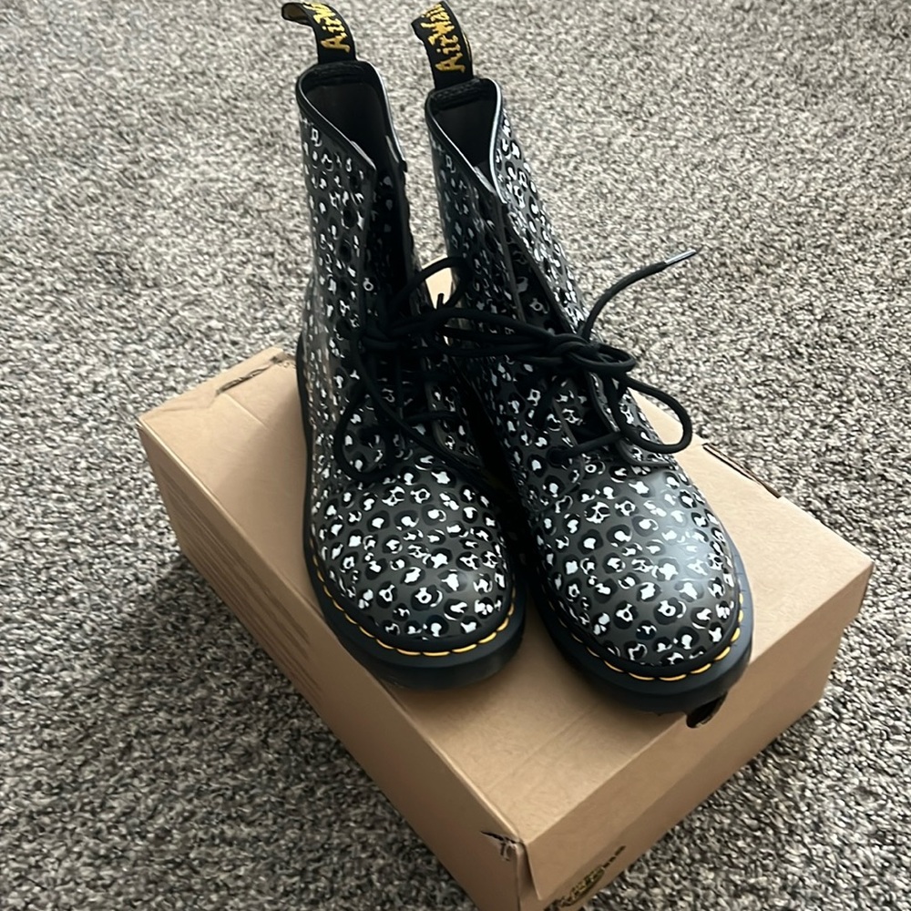 BRAND NEW LEOPARD DOC MARTEN BOOTS